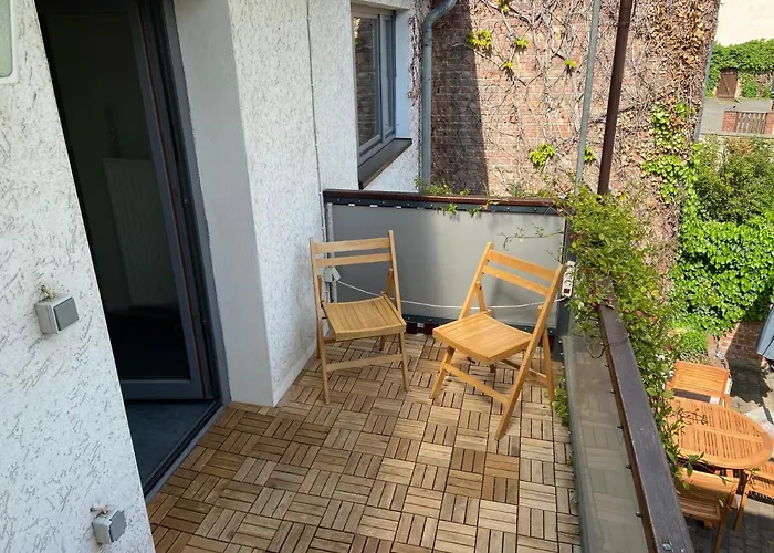 Haus Mit Wunderschoenem Garten